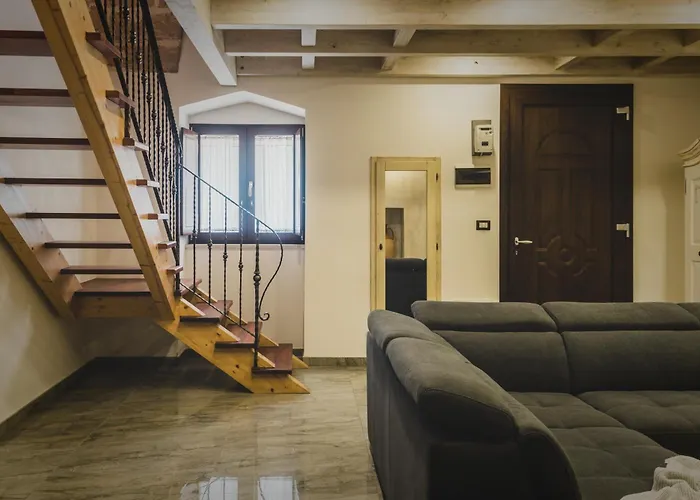 בית נופש Residenza Santa Croce *