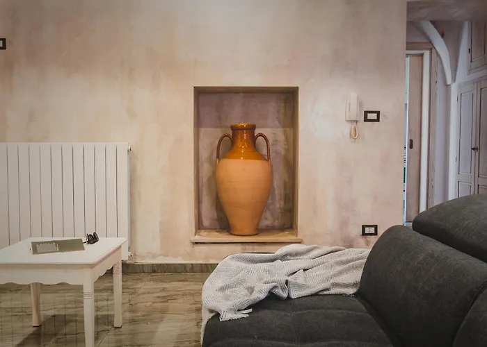 Semesterbostad Residenza Santa Croce By Diddoi *